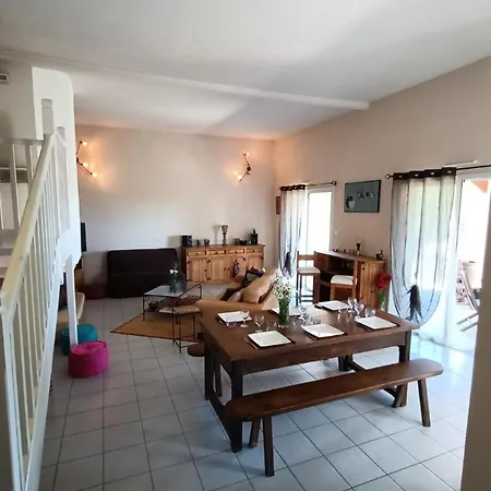 La Maison De Bea Le Rouget